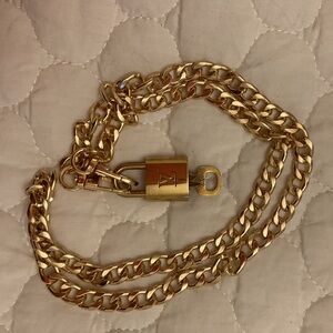 #51 Louis Vuitton Lock & Key With Unbranded Chain #312